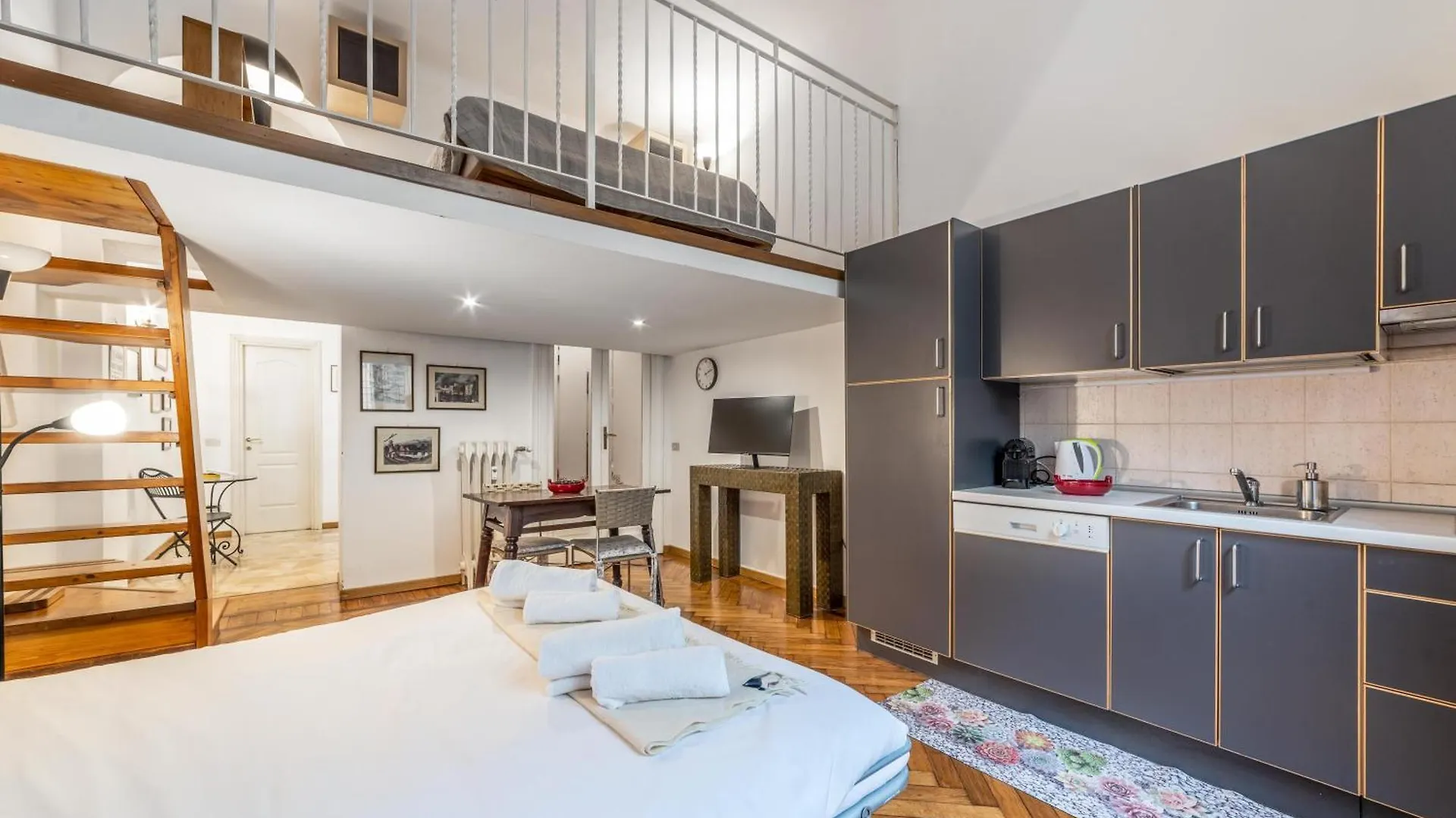 Apartment Ferienwohnung Ausonio 14 Mailand